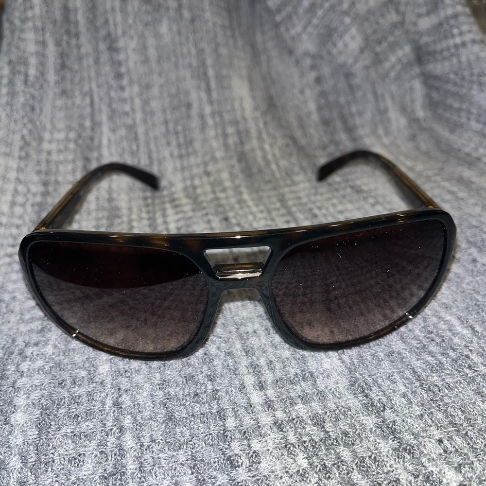 $120 Prada Rectangular Sunglasses With Case - image 7